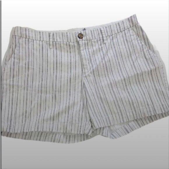 Old Navy size 6 white black stripped shorts - Picture 7 of 7